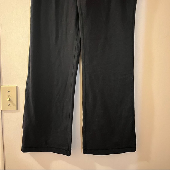 Throwback Y2K Astro Lululemon Flare Yoga Pants - Picture 8 of 13